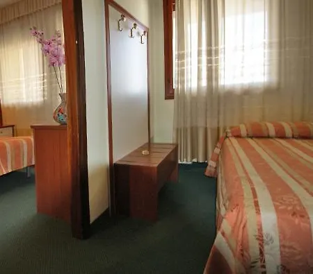 Hotel Kristall 3*