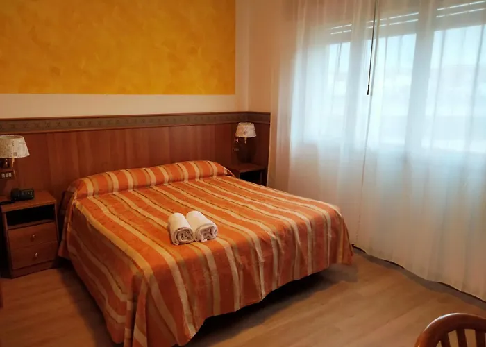 Kristall Hotel 3*
