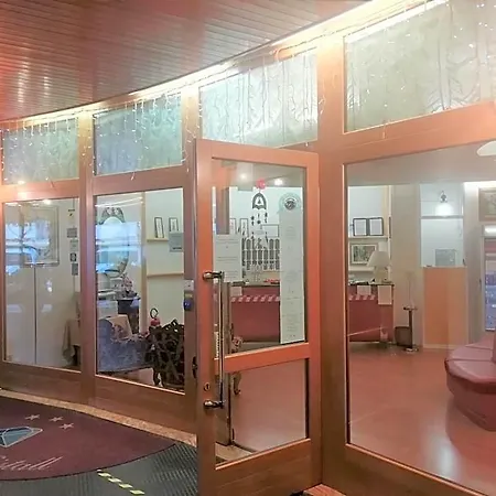 Hotel Kristall 3*