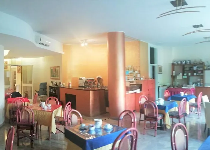 Kristall Hotel 3*